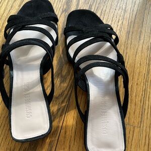 Black Women's Strappy Sandals